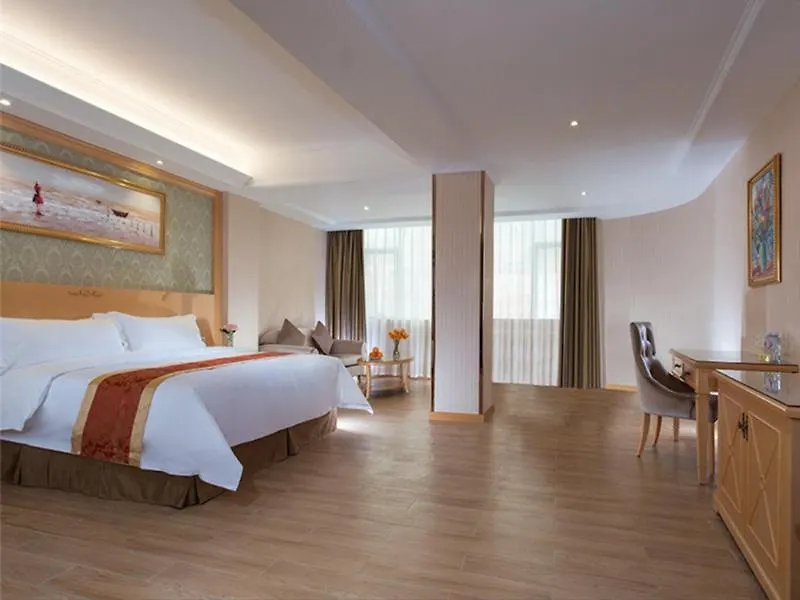Vienna Hotel Shenzhen Fuyong Village Fenghuangwei